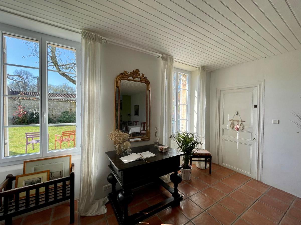 La Vigne D'Or Bed and Breakfast Teuillac Eksteriør billede