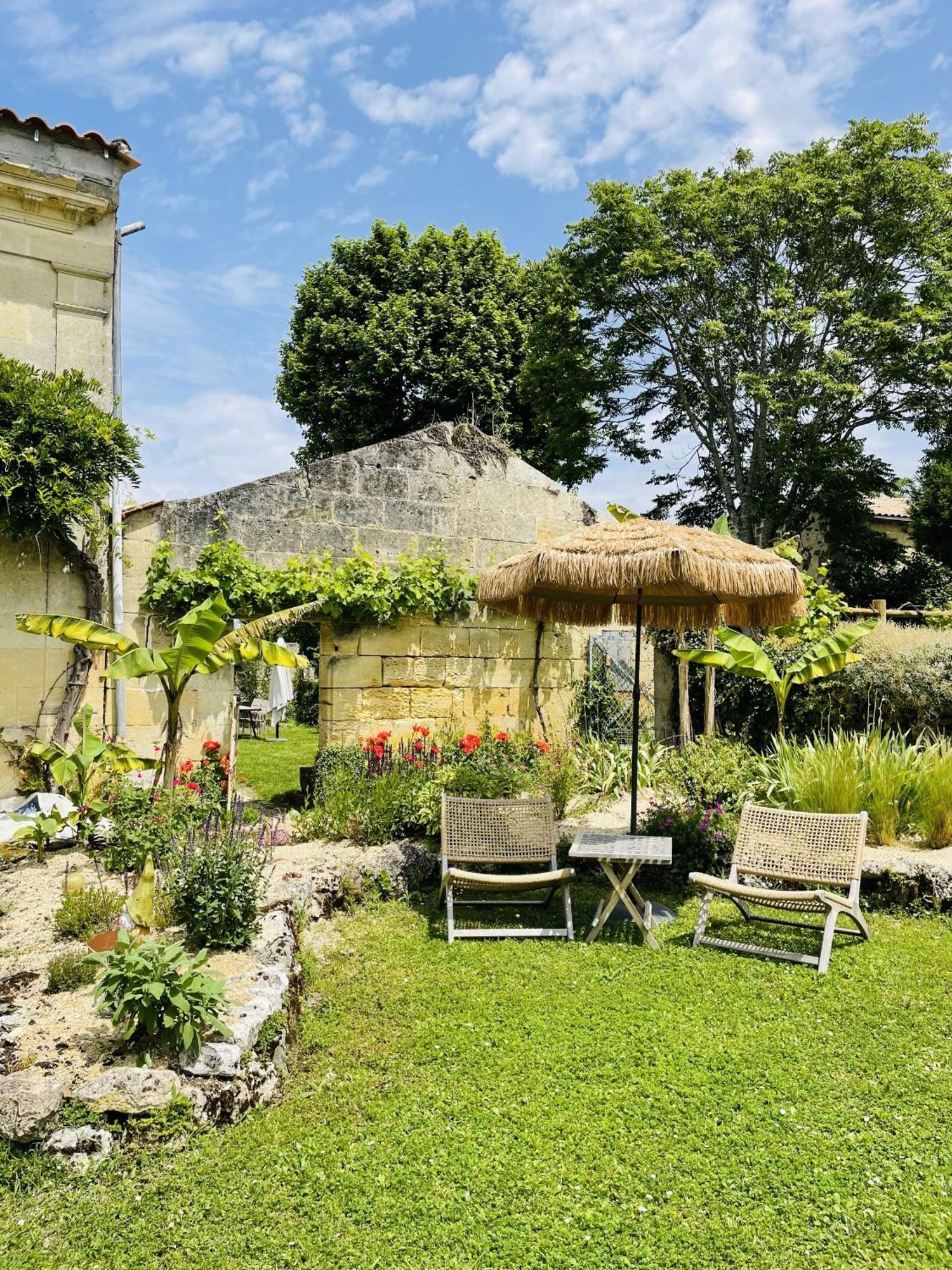 La Vigne D'Or Bed and Breakfast Teuillac Eksteriør billede